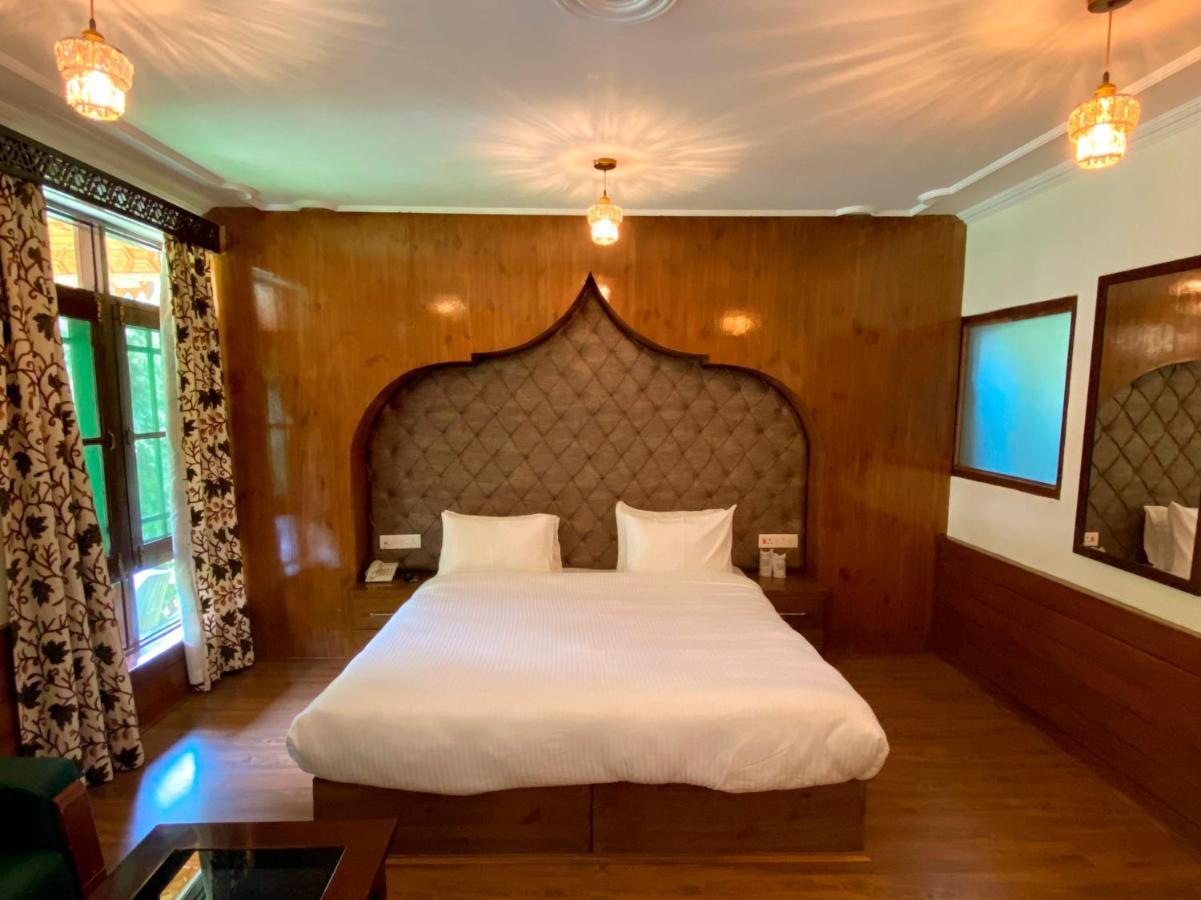 Six Seasons Pahalgam Pahalgām Eksteriør billede